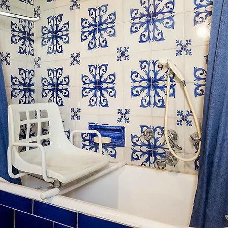 Charming 4 Bedroom With Garden And Pool Vila Lesa